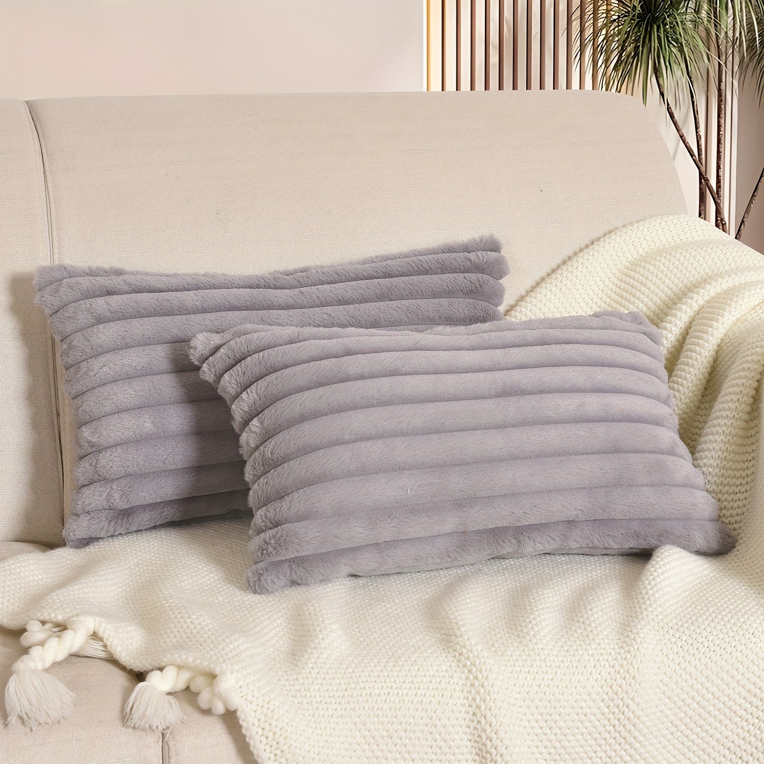2pcs Soft Luxurious Faux Rabbit Fur Throw Pillow Covers